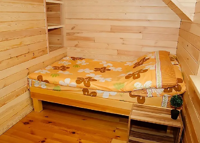 Pod Jastrzebiem Jastrzębia Góra